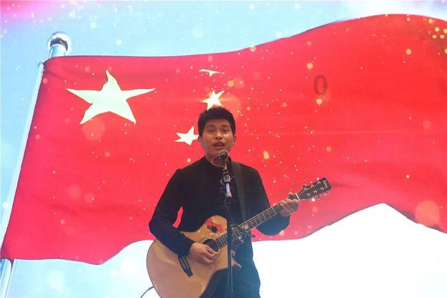 五一马上到了，你准备跟谁出去玩?游戏画面